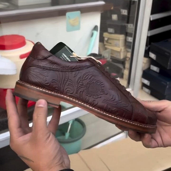 Carved Men's Leather Shoes